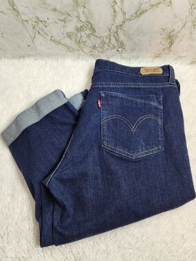 Levi's Denim Capris